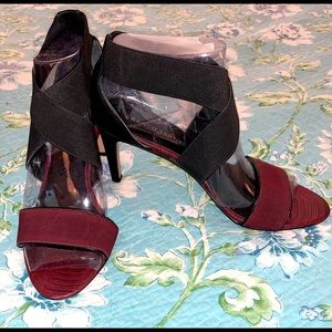Franco Sarto, Size 9, Black and Garnet, 2.5”